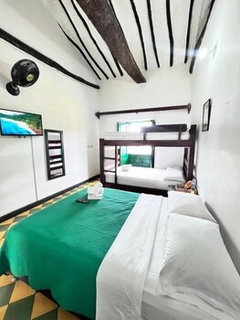 green door hostal san gil hostel