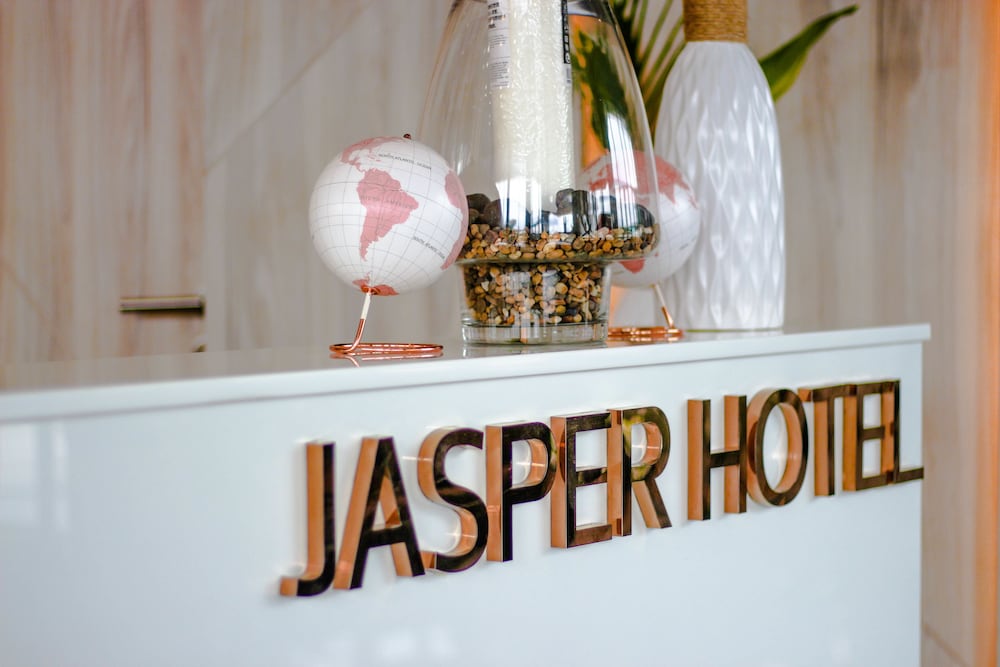 jasper hotel ban phai