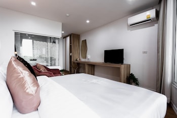 jasper hotel ban phai