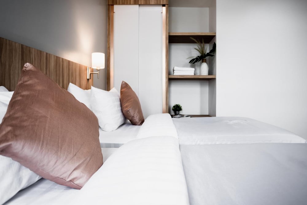 jasper hotel ban phai