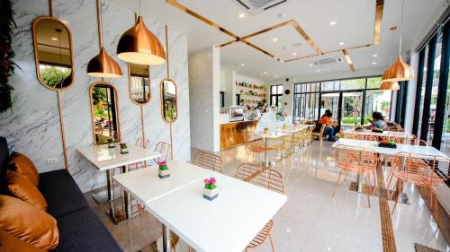 jasper hotel ban phai