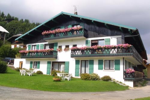 chalet fleur des alpes