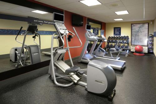 hampton inn and suites greenville spartanburg i 85 sc