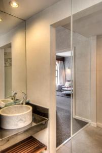 the o hotel trademark collection by wyndham