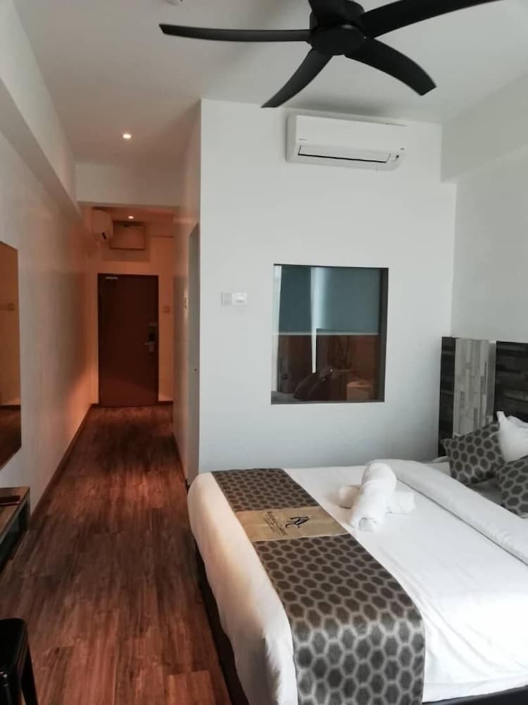 rest and comfort boutique hotel