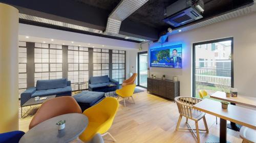 campanile fontainebleau