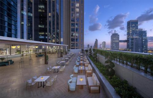 conrad dubai