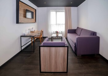 onomo hotel douala