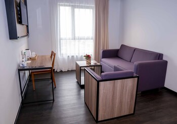 onomo hotel douala