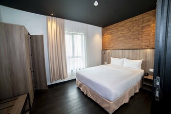 onomo hotel douala