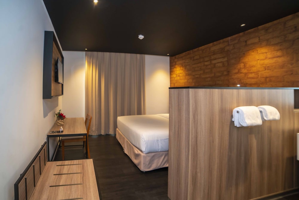 onomo hotel douala