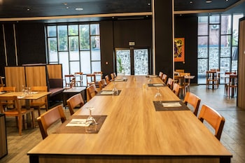 onomo hotel douala