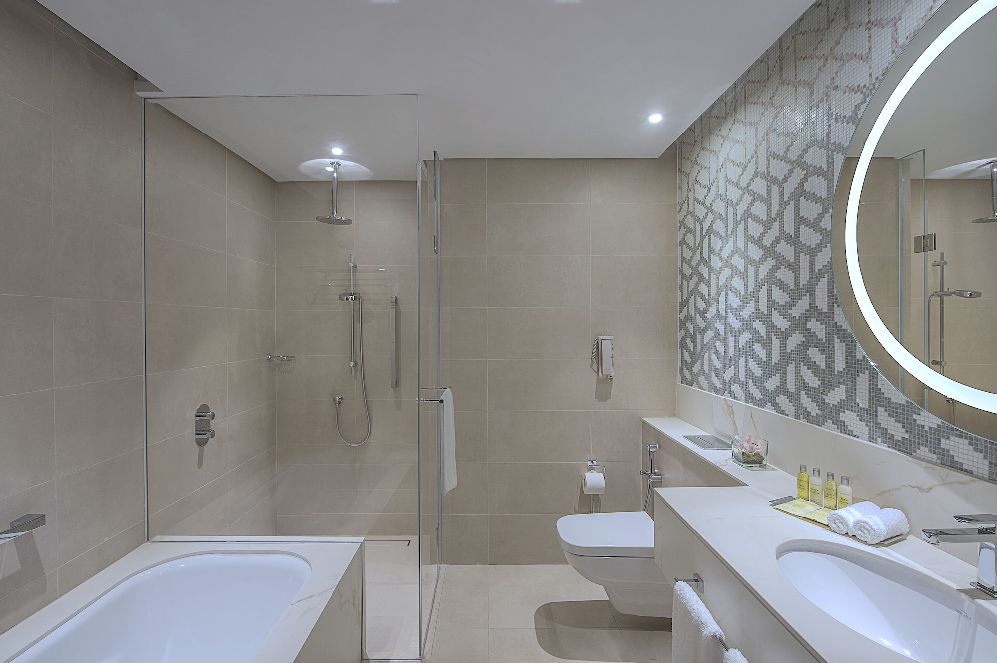 hilton doha the pearl