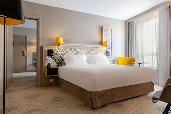 hilton garden inn massy