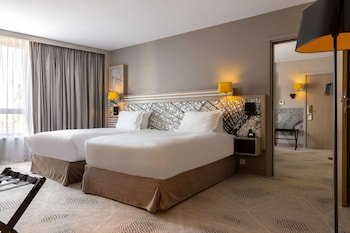 hilton garden inn massy