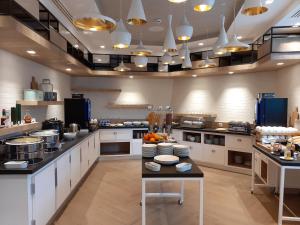hilton garden inn massy