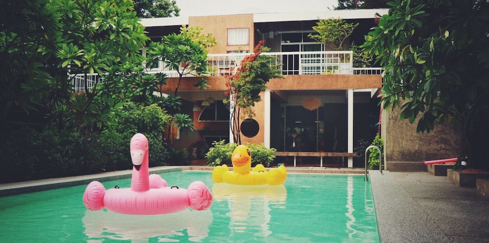a day villa chiangmai