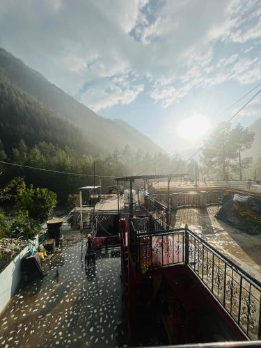 shanti cafe and hostels