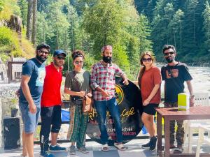 shanti cafe and hostels