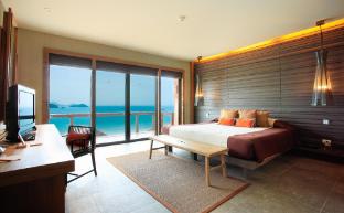sri panwa phuket luxury pool villa hotel