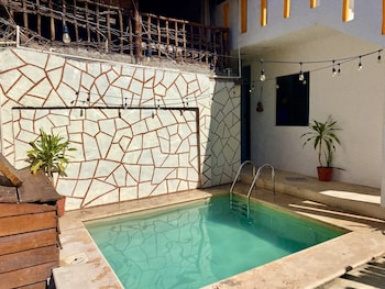 akbal holbox beach zone