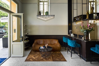 Sam & Blondi,Tel Aviv>>Ramat Gan,1 star