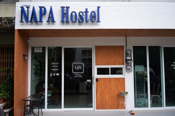 napa hostel samrong station