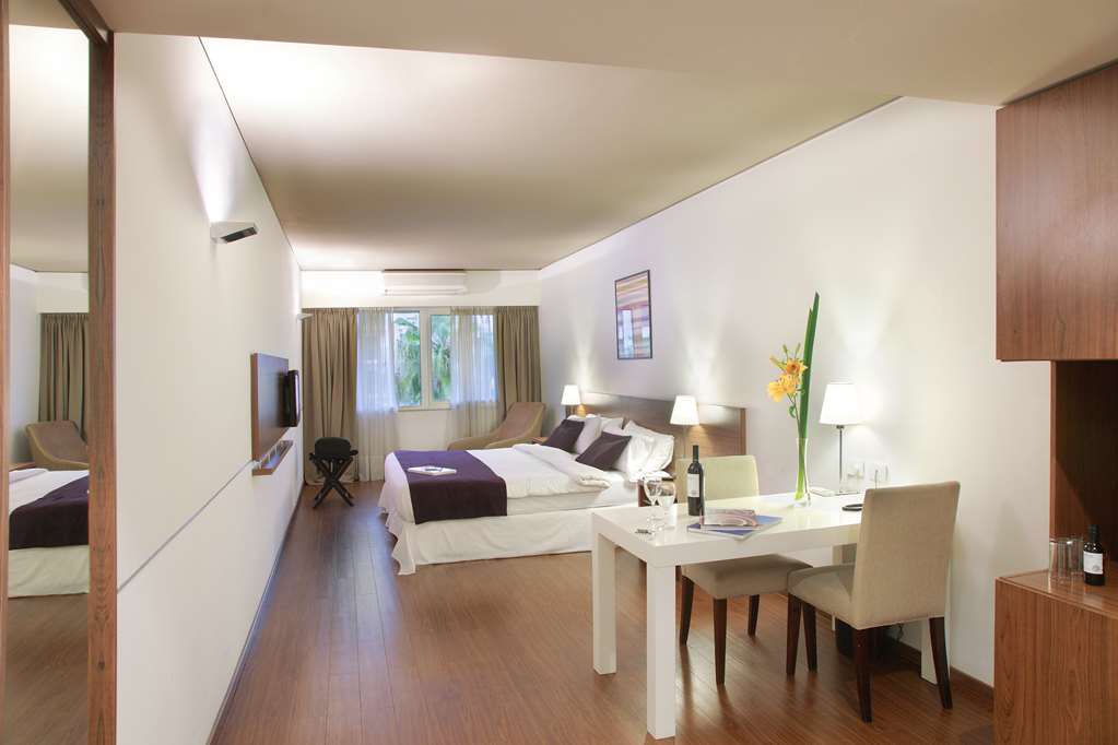 dazzler by wyndham buenos aires maipu