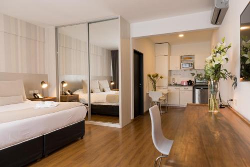 be hollywood hotel