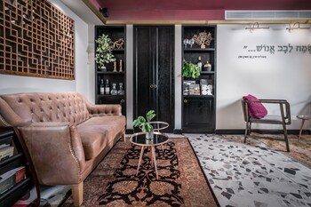 Zamarin Hotel,Ramot Menashe>>Haifa,1 star