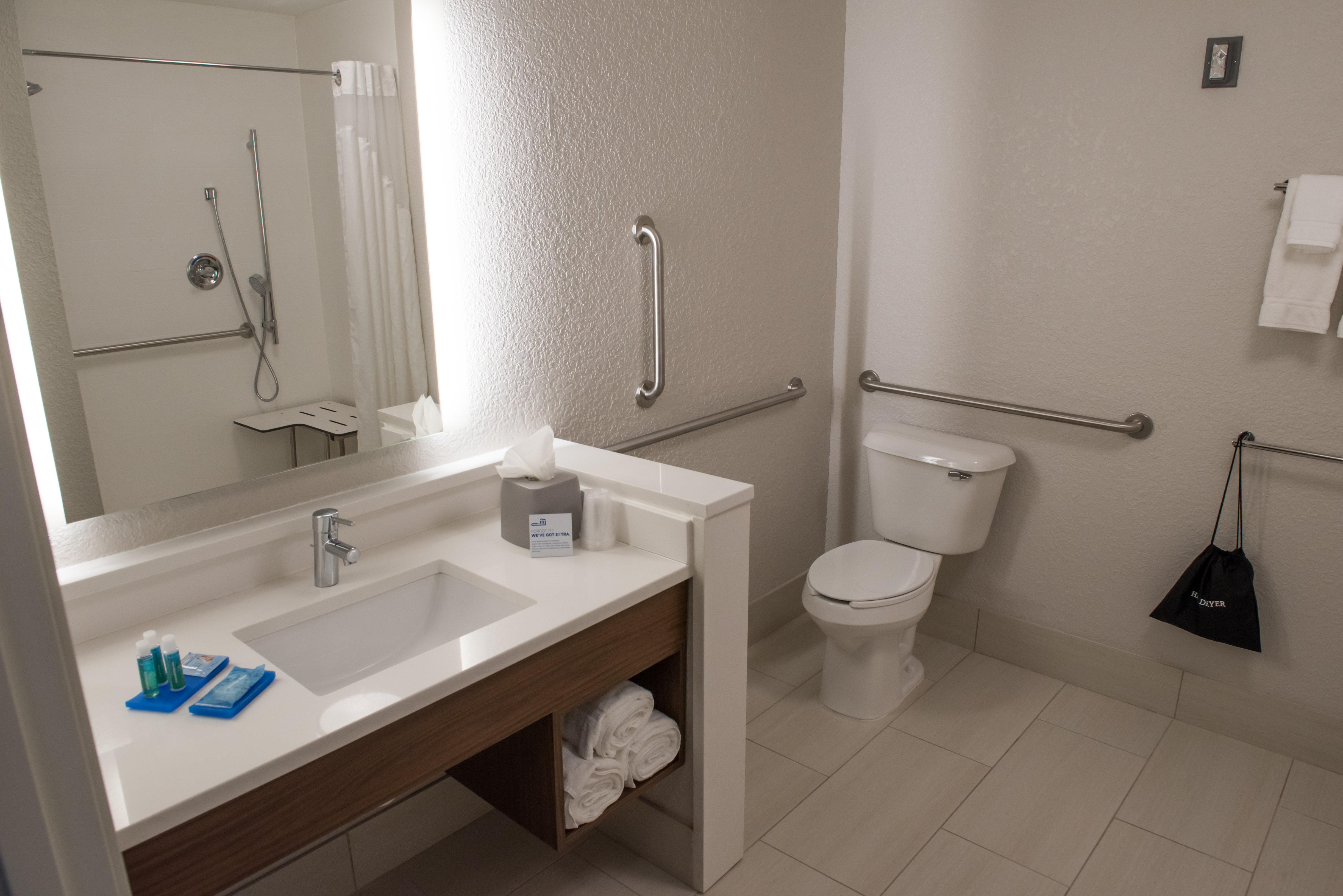 holiday inn express hotel and suites east lansing by ihg