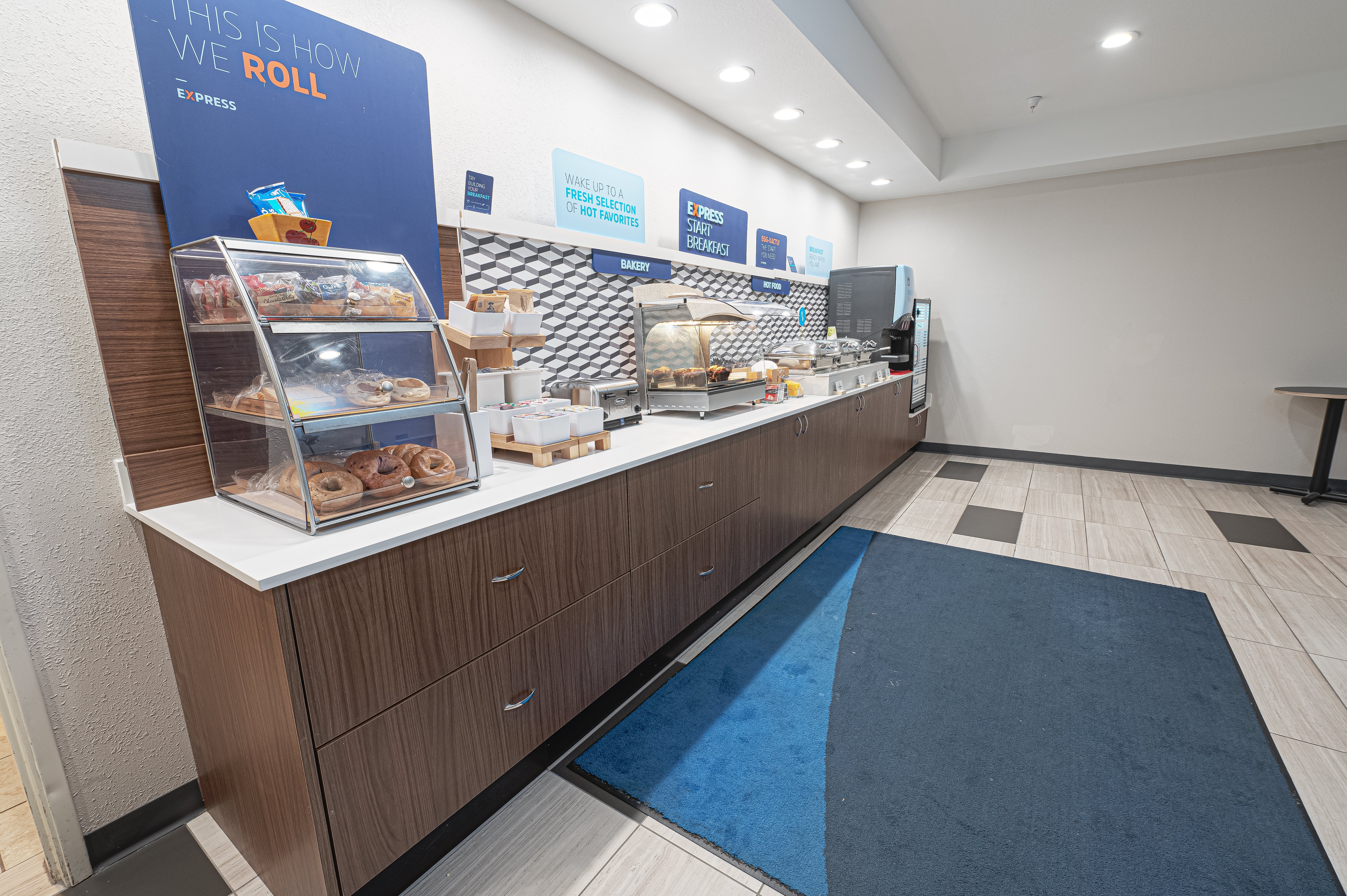 holiday inn express hotel and suites east lansing by ihg