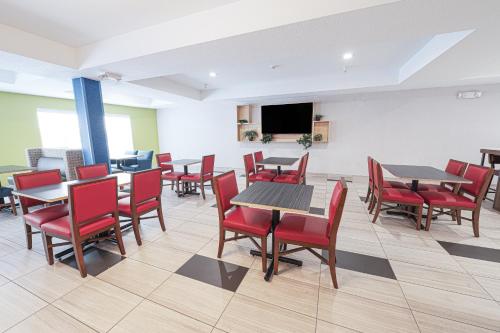 holiday inn express hotel and suites east lansing by ihg
