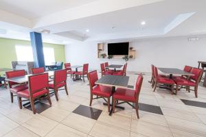 holiday inn express hotel and suites east lansing by ihg