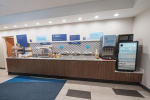 holiday inn express hotel and suites east lansing by ihg