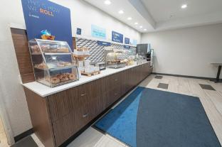 holiday inn express hotel and suites east lansing by ihg