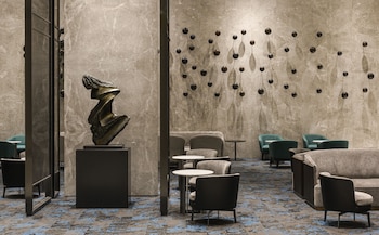 lakeshore hotel tainan