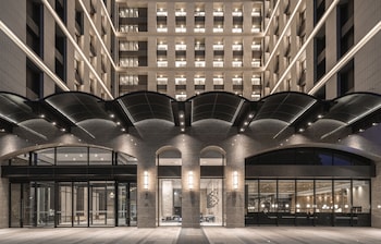 lakeshore hotel tainan