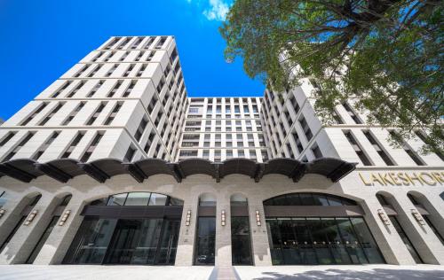 lakeshore hotel tainan