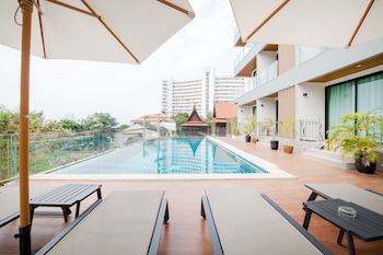 blooming hill boutique suites