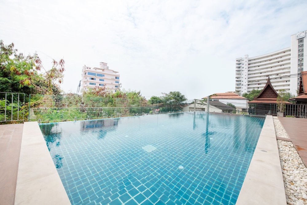 blooming hill boutique suites