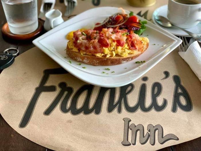 frankies inn