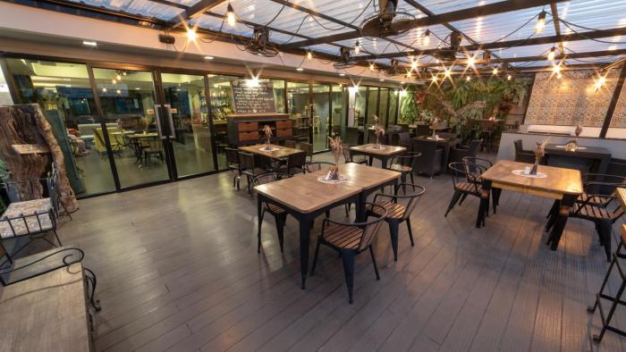 frankies inn