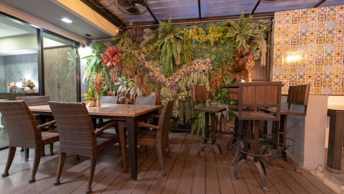 frankies inn
