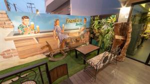 frankies inn