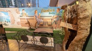 frankies inn
