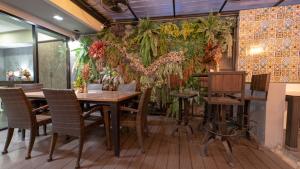 frankies inn