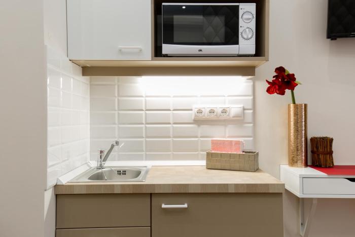 budapest holiday colours