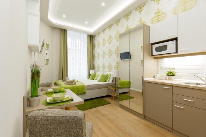 budapest holiday colours