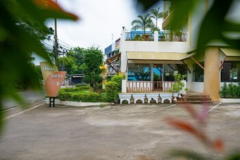 sirin hotel and resident